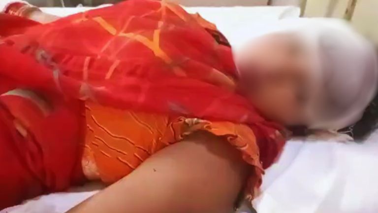 पड़ोसी के साथ आपत्तिजनक हालत में थी पत्नी, तभी पहुंचा गया पति…फिर जो हुआ, सुलतानपुर की दिल दहला देने वाली घटना Sultanpur News