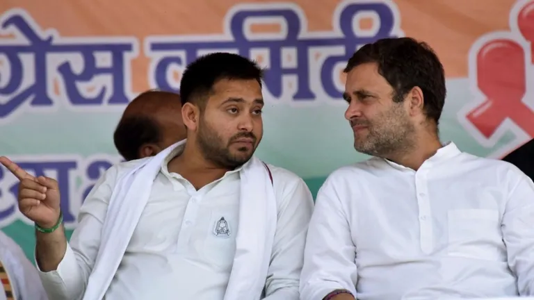 India Today Exclusive: सीट बंटवारे पर असमंजस के बीच दिल्ली में कांग्रेस अहम बैठक, सहयोगियों को कड़ा संदेश Bihar seat sharing Congress, Congress CEC meeting Delhi, Bihar elections 2025 alliance, VIP demand 40 seats, RJD Congress talks