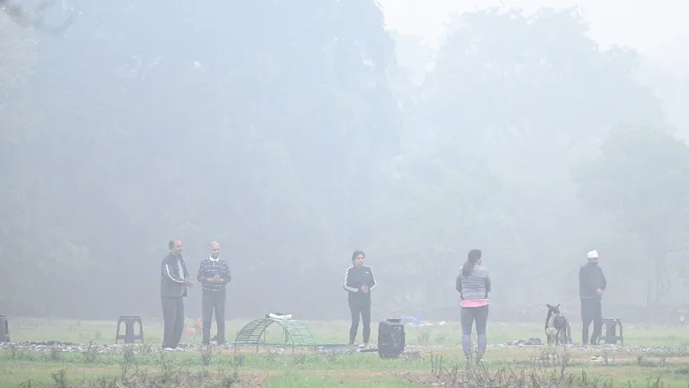 MP Weather Update: मध्य प्रदेश में 30 डिग्री से नीचे आया तापमान, हल्की ठंड का दौर शुरू, भारी बारिश से राहत UP Weather Update