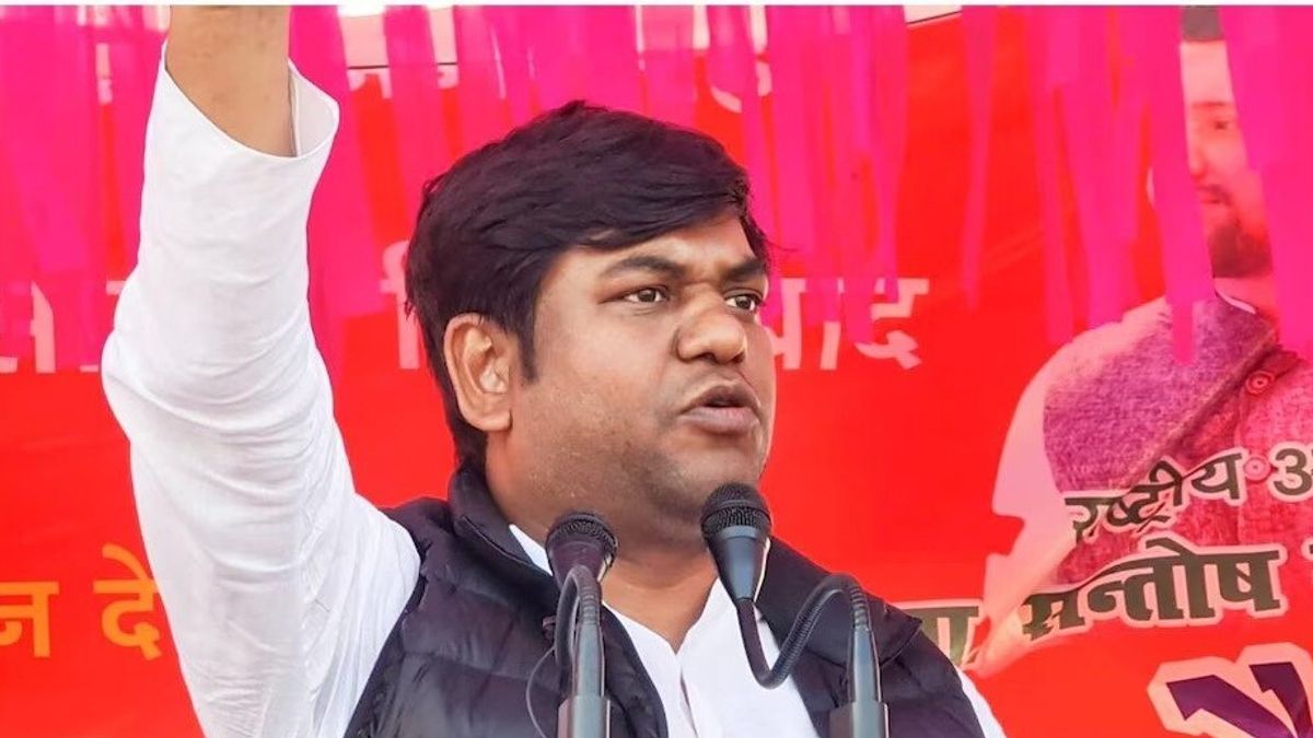 15 सीट और डिप्टी सीएम पद की डिमांड की कहां फंस रहा पेच...मुकेश सहनी कैसे बढ़ा रहे महागठबंधन की टेंशन? मुकेश सहनी की डिमांड ने बढ़ाई महागठबंधन की टेंशन