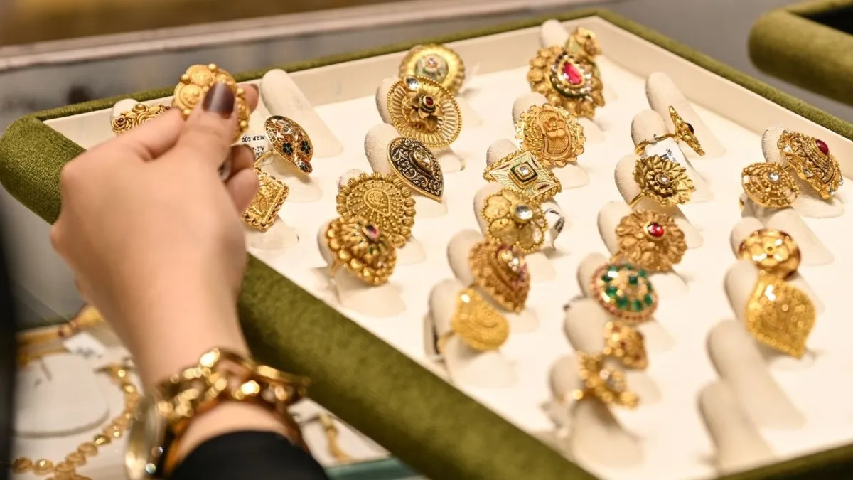 gold silver price today, Dhanteras gold rate, MCX gold price, silver price fall, gold rate today India