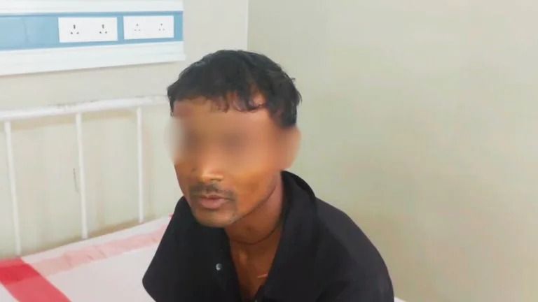 समलैंगिक रामबाबू ने दोस्त की बेटी से किया रेप, पिता ने आरोपी गे पार्टनर के प्राइवेट पार्ट पर किया हमला, देवरिया का हैरान करने वाला मामला UP Crime News