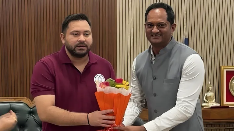 मोहनिया सीट पर आरजेडी ने कर दिया खेला, श्वेता सुमन का नामांकन हुआ रद्द तो रवि पासवान को दिया समर्थन, जानें कौन हैं वो? Ravi Paswan independent candidate