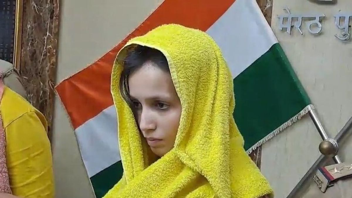 'नीले ड्रम' वाली मुस्कान को मेरठ जेल में मिला नया 'रिश्तेदार', यूं मनाया भाई दूज का त्योहार! muskan