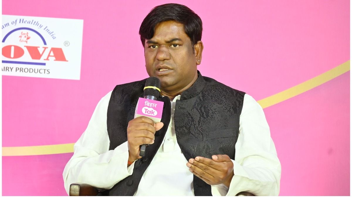 फिल्मों के सेट से बिहार की राजनीति का 'सेट' संभालने तक, मुकेश सहनी की ये है बदलती कहानी!