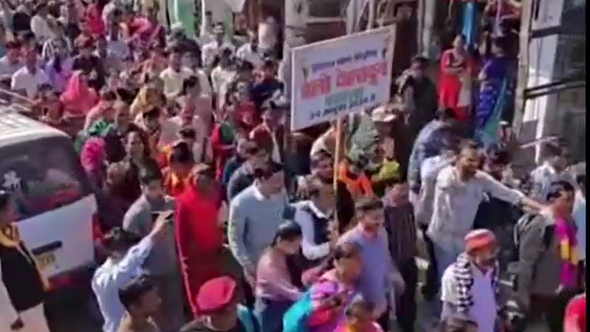 Chaukhutia hospital protest Chaukhutia hospital protest