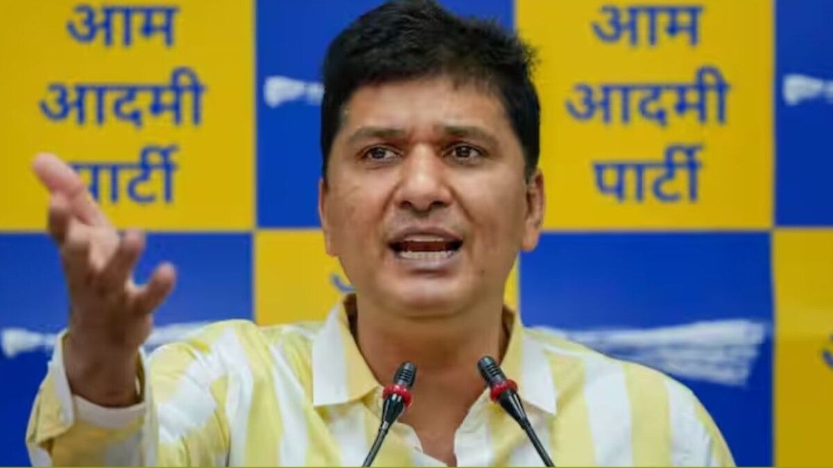 'कृत्रिम बारिश' का दावा फेल, प्रदूषण पर जुमलों की बारिश! AAP के वायरल वीडियो ने खोली BJP सरकार की पोल NewsTak