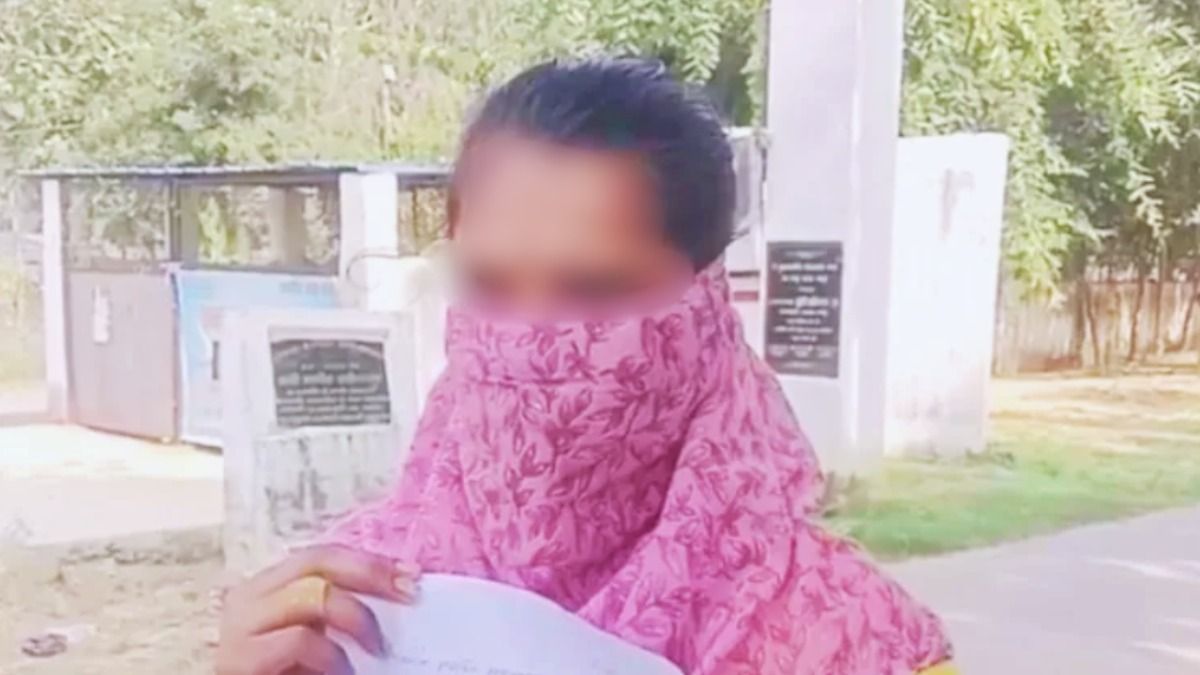 UP: युवक ने प्यार के जाल में फंसाकर बनाया अश्लील वीडियो,दोस्तों को भेजा! फिर 10 युवकों ने 7 महीने तक की हैवानियत Siddharthnagar News