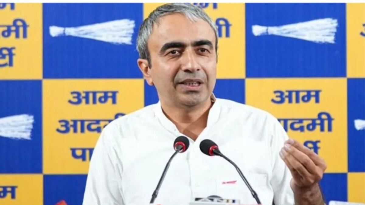 AAP नेता अनुराग ढांडा का BJP पर वार, लाडो लक्ष्मी योजना पर उठाए सवाल, कहा - 1.4 करोड़ की जगह सिर्फ 5 लाख महिलाओं को मिली पहली किस्त  Aam Aadmi Party spokesperson Anurag Dhanda