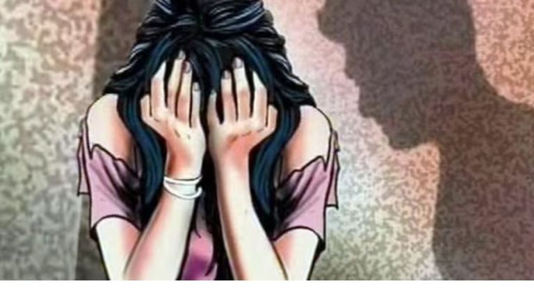 सड़क पर ‘मैडम’ कहकर पुकारा और फिर प्राइवेट पार्ट...बेंगलुरु में युवक की शर्मनाक हरकत कैमरे कैद Bengaluru Crime News