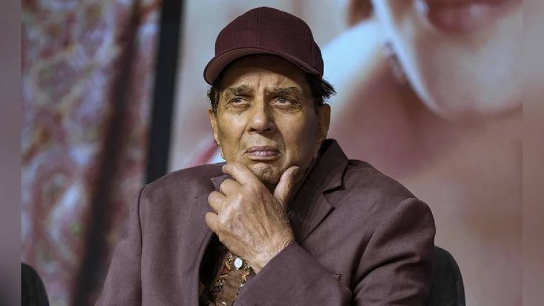 Dharmendra Health Updates: धर्मेंद्र के हेल्थ से जुड़ा बड़ा अपडेट, डॉक्टर प्रतीत समदानी ने दी बड़ी अपडेट NewsTak
