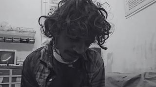 'मेरी लैला को बुला दो, नहीं तो मैं मर जाऊंगा'...झांसी रेलवे स्टेशन पर 'मजनू' ने किया हाई-वोल्टेज ड्रामा NewsTak