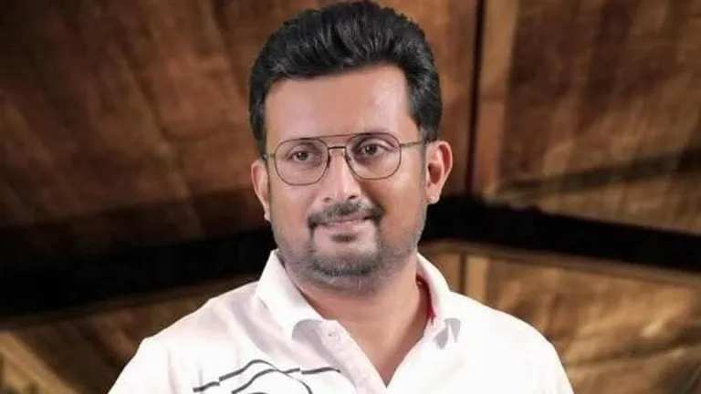 हत्या का आरोप, गंभीर धाराओं में 12 मुकदमें और UP कनेक्शन...रमीज को लेकर लालू परिवार में बवंडर पूरी कहानी NewsTak