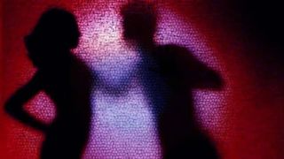 गोरखपुर: पति ने शक दूर करने के लिए बनाया जबरदस्त प्लान, पत्नी पकड़ी तो गई पर उल्टी पड़ गई जासूसी NewsTak