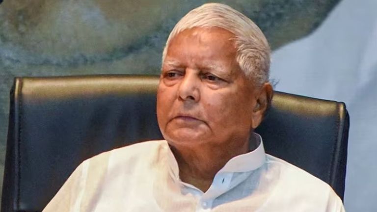 Lalu Family Controversy: पारिवारिक विवाद पर लालू यादव की टूटी चुप्पी? अंदरखाने में क्या चल रहा, जानें पूरी कहानी Lalu Family Controversy