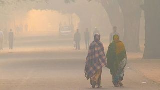 दिल्ली-NCR में जानलेवा हुए प्रदूषण पर सुप्रीम कोर्ट सख्त, नवंबर-दिसंबर में निर्धारित खेल प्रतियोगिताओं को टालने का दिया निर्देश NewsTak