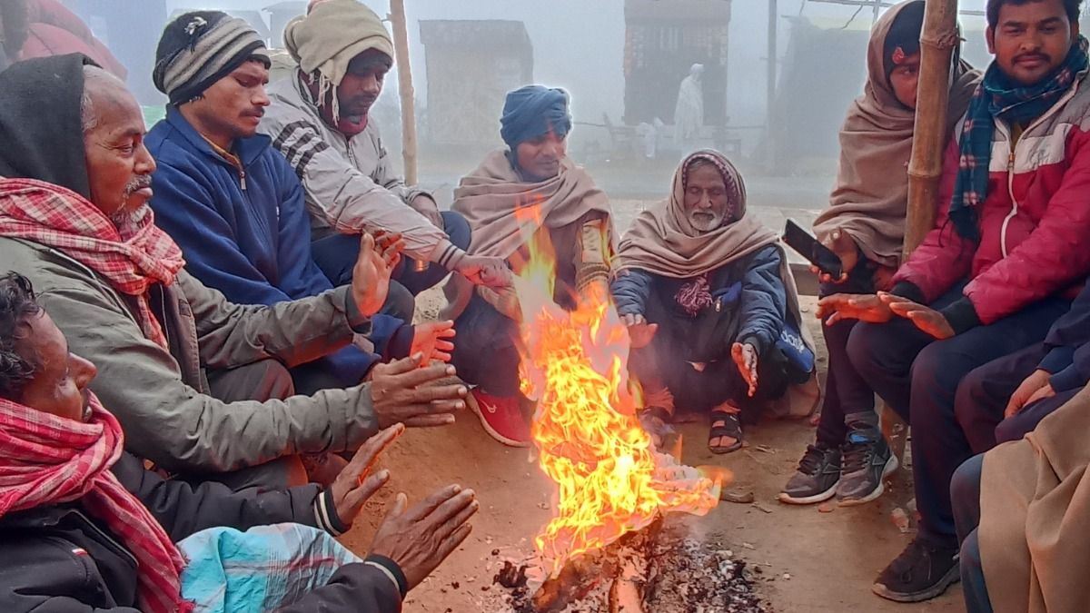Rajasthan Weather: सर्द हवाएं हुई तेज, राजस्थान के कई जिलों में गिरा तापमान, सर्दी ने पकड़ी रफ्तार