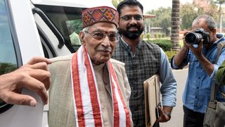 'चुनाव में पैसा बांटना जनकल्याण नहीं', BJP के वरिष्ठ नेता मुरली मनोहर जोशी का बड़ा बयान NewsTak