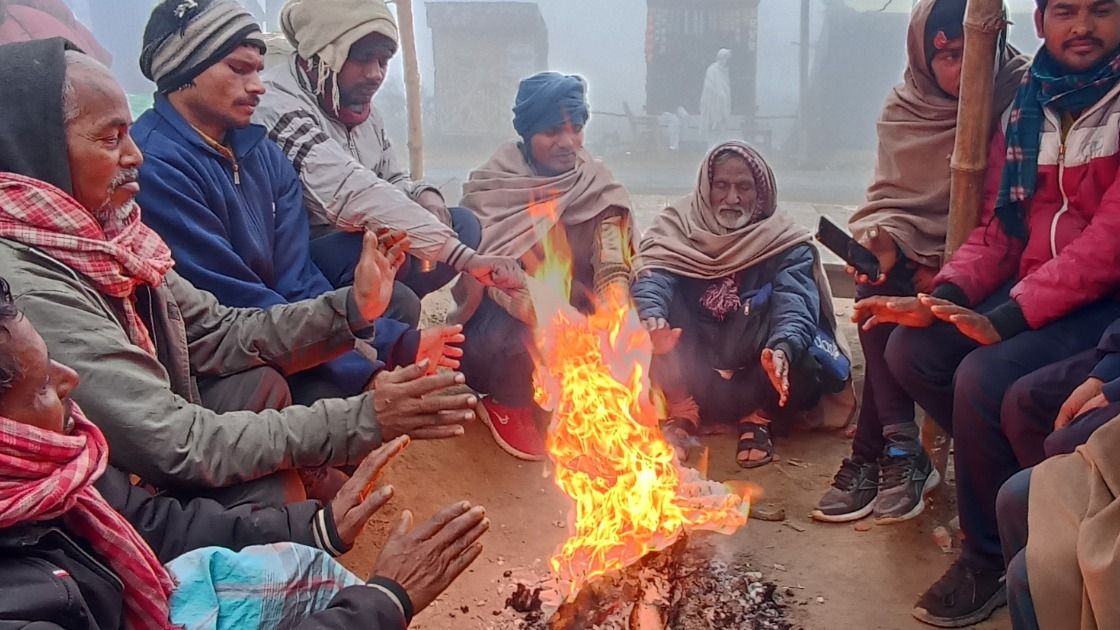 MP Weather: एमपी में दो सिस्टम एक्टिव, 7 शहरों में तापमान 10° से नीचे, जानें अपने राज्य का हाल