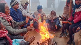 MP Weather: एमपी में दो सिस्टम एक्टिव, 7 शहरों में तापमान 10° से नीचे, जानें अपने राज्य का हाल NewsTak