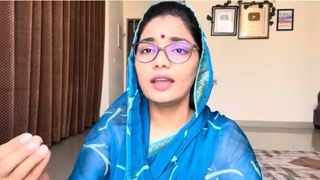 नेहा सिंह राठौर ने फरार और गिरफ्तारी मुद्दे पर खुद दिया जवाब, पीएम को घेरते हुए कहा-'...मैं देश में तानाशाही नहीं आने दूंगी' NewsTak