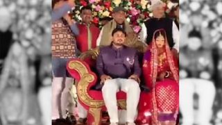 यूपी के बलिया में शादी का स्टेज धराशायी, दूल्हा-दुल्हन समेत BJP जिलाध्यक्ष नीचे, वायरल हुआ वीडियो NewsTak