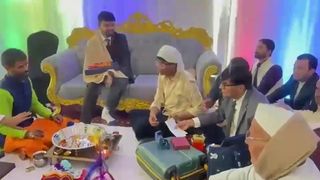 बागपत के रक्षित को तिलक में मिले थे 21 लाख, रस्मों के बीच दूल्हे ने उन पैसों से किया ऐसा काम, सब रह गए हैरान NewsTak