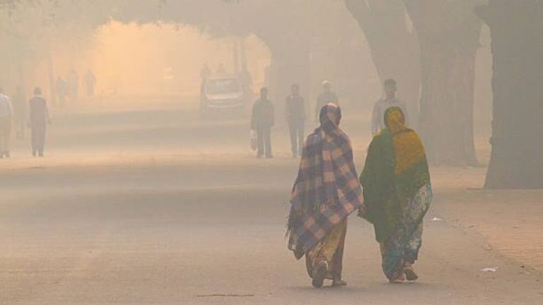 Delhi Weather Update: दिल्ली-NCR में ठंड और पॉल्यूशन की डबल मार! 30 नवंबर से कोहरा-धुंध का अलर्ट delhi-ncr-weather-update