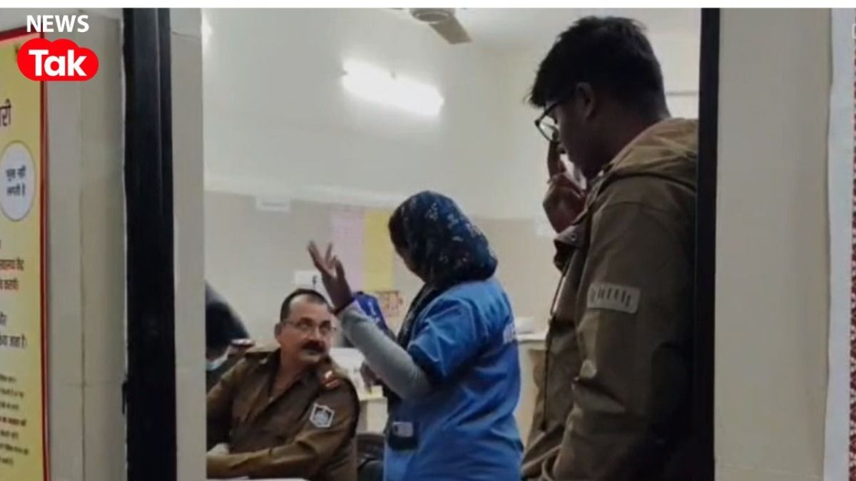 नहीं चाहिए थी बेटी, जिंदा कमोड में फ्लश कर दिया... टॉयलेट तोड़कर 8 घंटे की मशक्कत से बाहर निकाला शव टॉयलेट में फ्लश कर दिया नवजात का शव