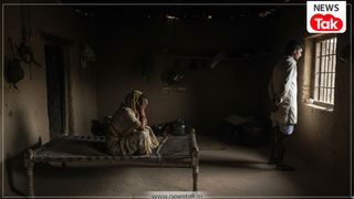 शादी के डेढ़ साल बाद पत्नी से अलग सोता था पति, लेकिन जब मामले का खुलासा हुआ तो मायके वालों के उड़ गए होश NewsTak
