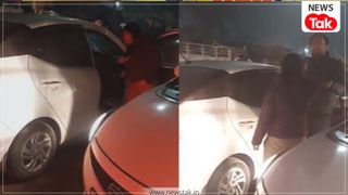 मेरठ में बीच सड़क गालीबाज महिला दारोगा ने किया हंगामा, साइड नहीं देने पर युवक को धमकाते हुए कही आपत्तिजनक बातें NewsTak