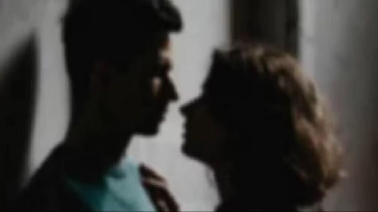 'तुमसे शादी करूंगा...', बोलकर लखनऊ में नर्सिंग छात्रा संग शारीरिक संबंध बनाता रहा बरेली का डॉ. आदिल! बाद में पलटा, केस दर्ज NewsTak