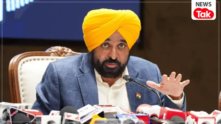 2025 में पंजाब प्रशासन में बड़ा डिजिटल बदलाव: 1.85 लाख लोगों को घर बैठे मिलीं 437 सेवाएं, मान सरकार ने खत्म किया दफ्तरों का चक्कर Punjab CM Bhagwant Mann News