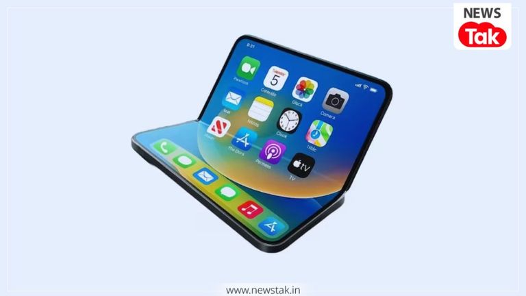 Apple First Foldable Phone: टाइटेनियम बॉडी और 48MP कैमरा, ऐसा हो सकता है नया iPhone Fold, लीक ने बढ़ाई हलचल Apple