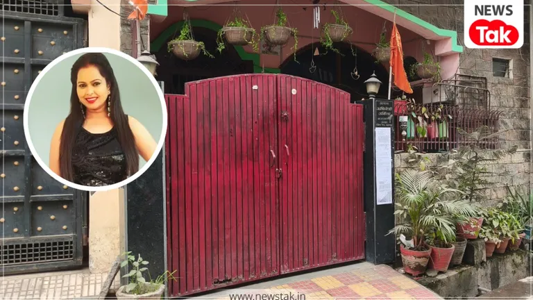 Ankita Bhardari Murder Case: कथित VIP का नाम लेने वाली उर्मिला सनावर गायब? घर पहुंची पुलिस ने चिपकाए नोटिस, जानिए उनमें क्या लिखा Ankita Bhardari Murder Case