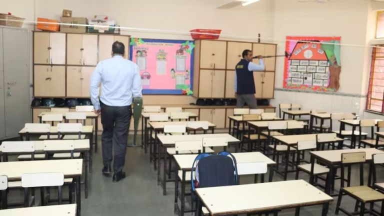 प्राइवेट स्कूलों की बढ़ी फीस पर भाजपा सरकार की पोल खुली, विधानसभा में सामने आए चौंकाने वाले तथ्य NewsTak