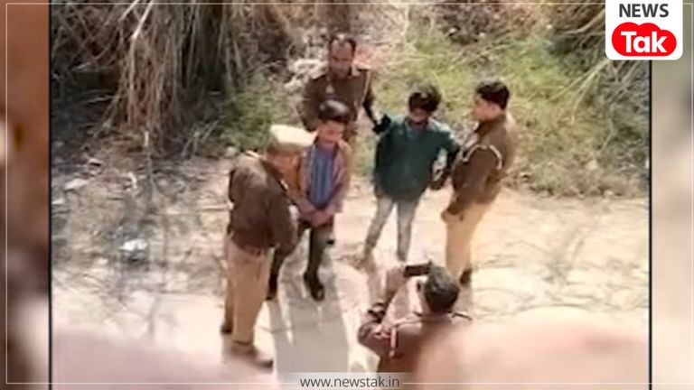 यूपी पुलिस का 'लाइट, कैमरा, एक्शन' फेल! बेगुनाहों को अपराधी बनाने का 'स्क्रिप्टेड' वीडियो वायरल, पुलिसकर्मियों पर गिरी गाज UP Police viral video