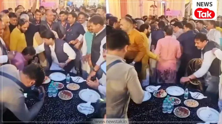 शिवपुरी: सिंधिया के जाते ही 'काजू-बादाम' पर टूट पड़े नेता... किसी ने मुट्ठियों में दबा लिया तो किसी ने भर लिए जेब, देखें Video मध्य प्रदेश