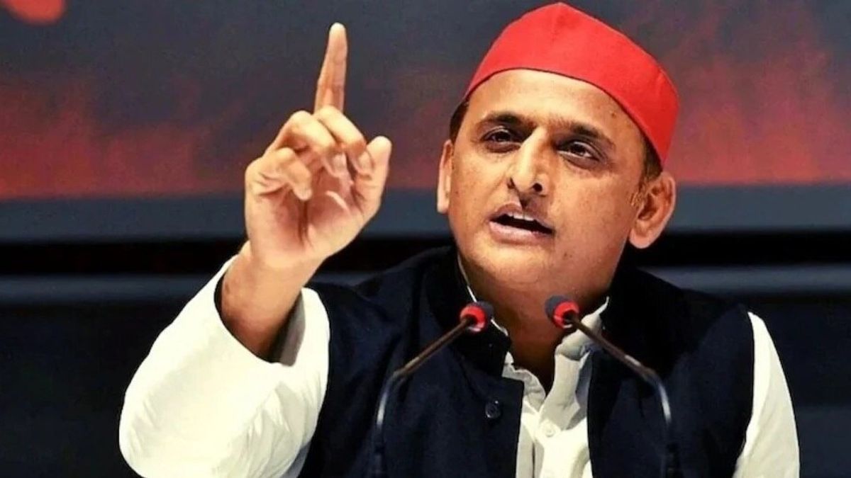 भगवा पहनने से कोई योगी नहीं बन जाता... अखिलेश यादव का सीएम योगी पर तीखा हमला, भड़के संतों ने दी नसीहत NewsTak