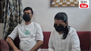 'मैंने और पत्नी ने गुस्से में...माफी मांगता हूं'...दिल्ली में नॉर्थ ईस्ट की लड़कियों से बदसलूकी करने वाले कपल की सफाई, कैमरे पर बताई उस दिन कि इनसाइड स्टोरी NewsTak