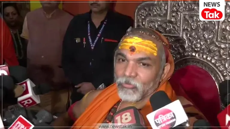 शीशमहल और स्विमिंग पूल के आरोपों का क्या है सच? शंकराचार्य अविमुक्तेश्वरानंद ने खुद मीडिया को बुलाकर बताया सबकुछ शंकराचार्य अविमुक्तेश्वरानंद