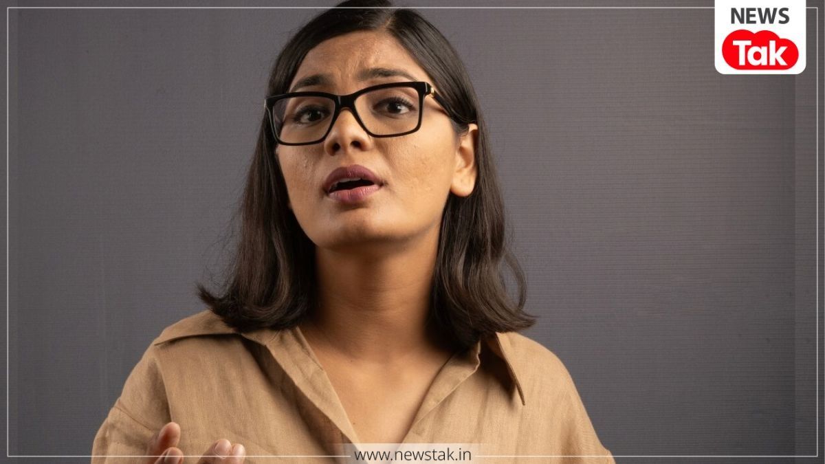 'यूपी में का बा' गाने से मशहूर लोक गायिका नेहा सिंह राठौर को सुप्रीम कोर्ट से मिली अग्रिम जमानत, जानें क्या है पूरा मामला NewsTak