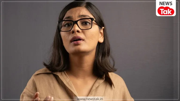 'यूपी में का बा' गाने से मशहूर लोक गायिका नेहा सिंह राठौर को सुप्रीम कोर्ट से मिली अग्रिम जमानत, जानें क्या है पूरा मामला NewsTak