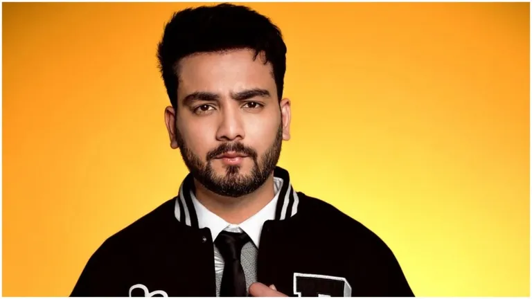 एल्विश यादव को सुप्रीम कोर्ट से बड़ी राहत, सांपों के जहर से जुड़ा केस हुआ रद्द NewsTak