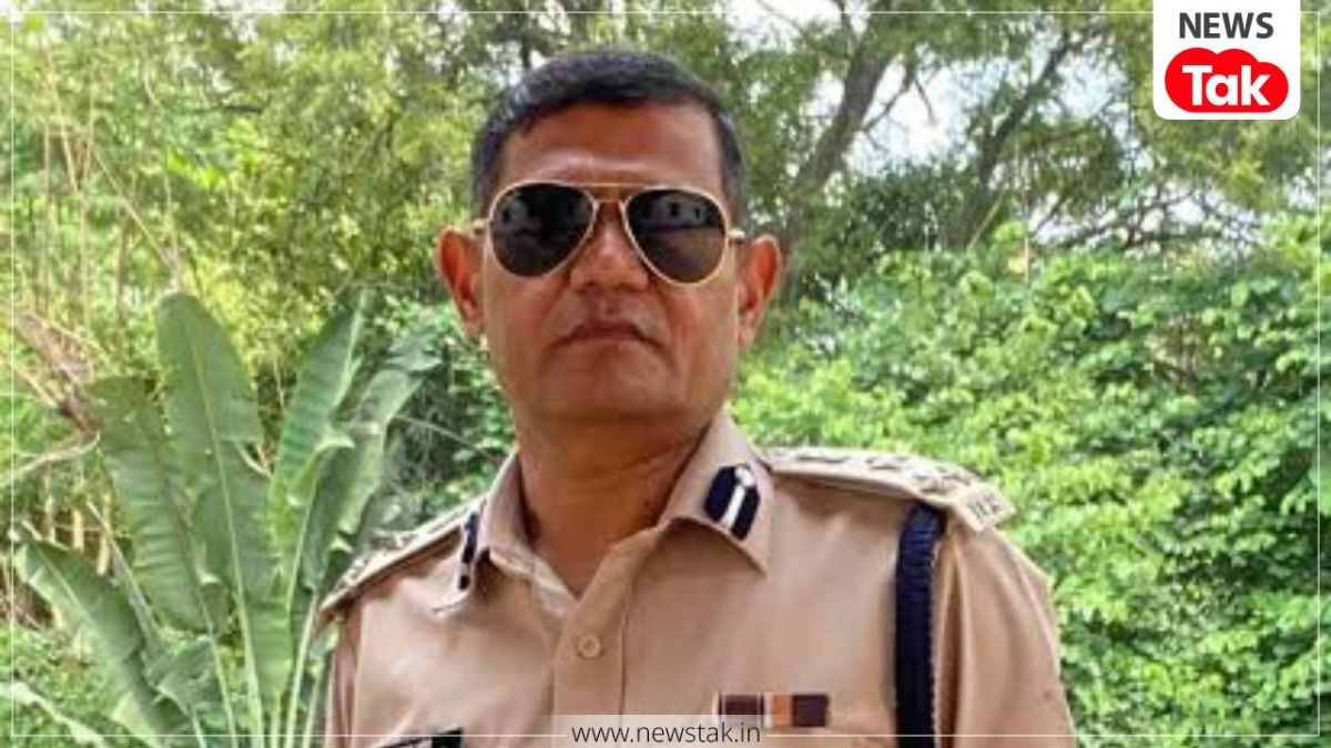 सोशल मीडिया पर वायरल हुई 'प्राइवेट' तस्वीरें और नप गए आईजी, छत्तीसगढ़ सरकार ने रतन लाल डांगी पर ले लिया ये एक्शन छत्तीसगढ़ न्यूज