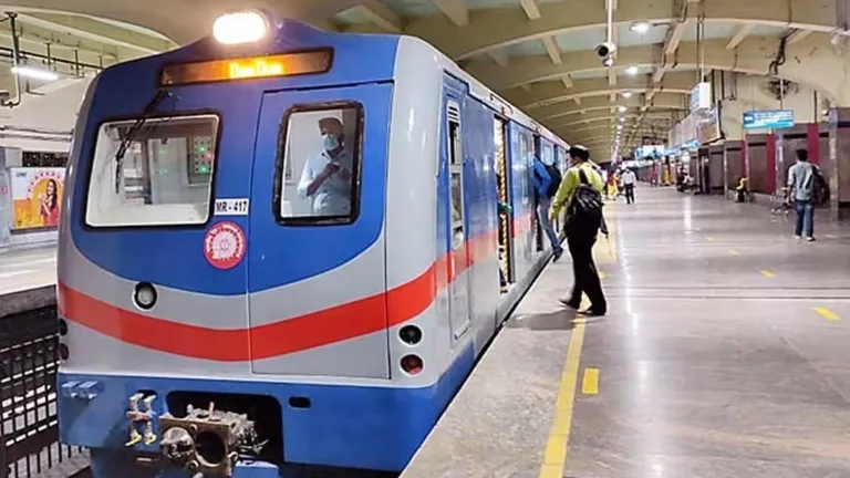 Delhi Metro New Rules: सावधान! मेट्रो में महिला कोच में घुसे या गंदगी फैलाई तो लगेगा 10,000 तक का जुर्माना NewsTak