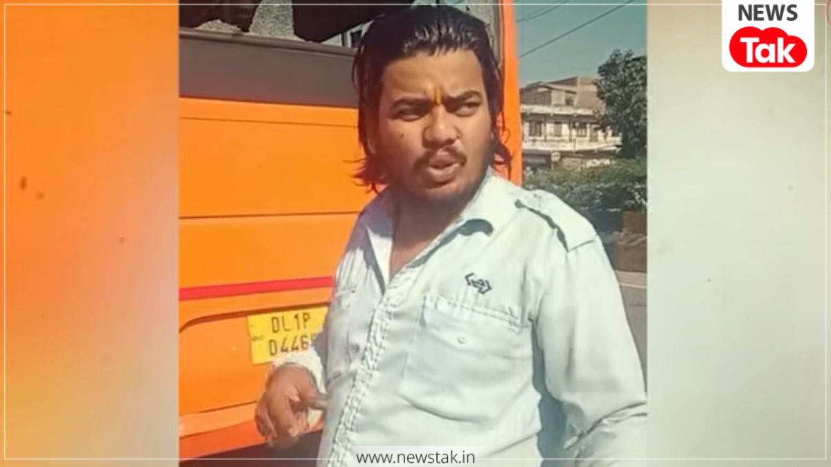 दिल्ली में बेखौफ जेबकतरों का आतंक! DTC बस में चोरी करते पकड़े गए तो साथियों को बुलाकर..., सामने आई पूरी कहानी Delhi Crime News