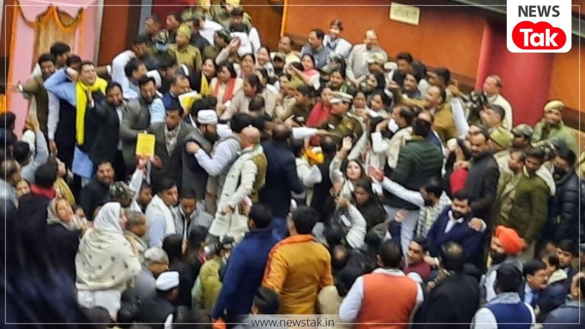 Delhi Mayor Election: मेयर बनाने के लिए चाहिए 137 वोट, जानें AAP के पास कितने है और क्यों भारी है BJP का पलड़ा? Delhi Mayor Election