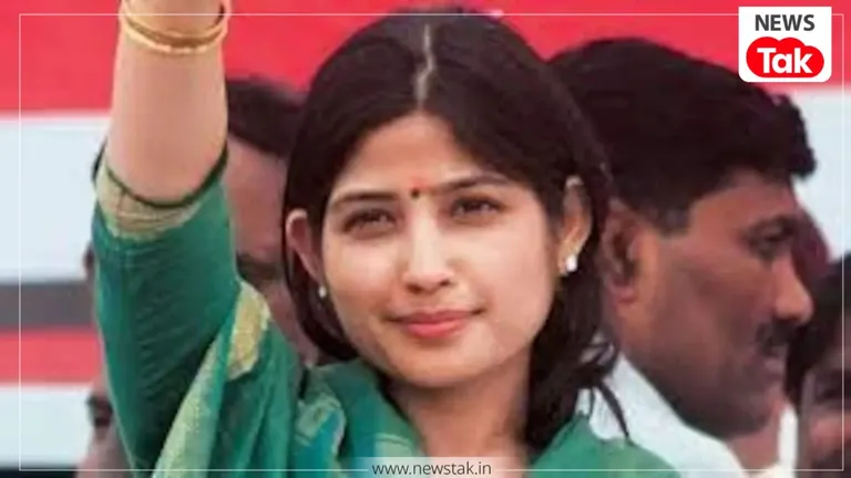 396 गिरफ्तार, पुलिस की गाड़ियां तोड़ीं! नोएडा हिंसा पर डिंपल यादव ने पूछा- "इसका जिम्मेदार कौन?" Dimple Yadav