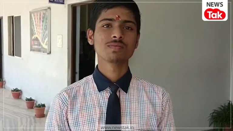 MP Board Results: आ गई मार्कशीट, सीहोर के पंप ऑपरेटर के बेटे ने 12वीं में गणित में किया टॉप, अब अफसर बनने का है सपना MP Board Result